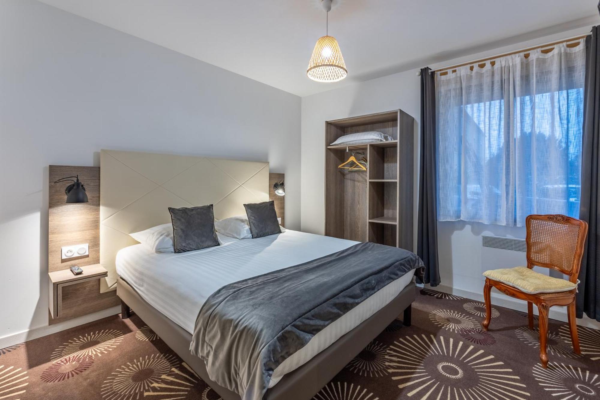 Апартаменты Logis Du Grand Pin Saint-Martin-des-Entrees Экстерьер фото