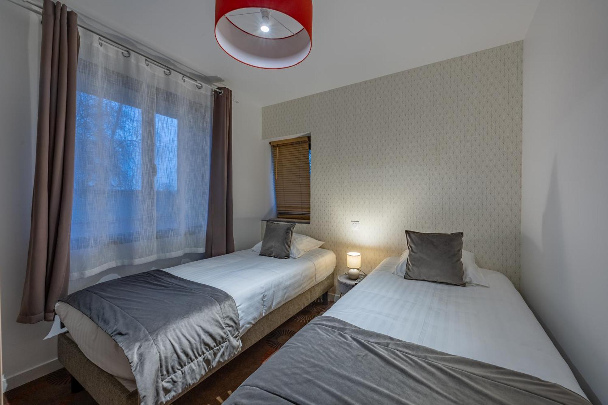 Апартаменты Logis Du Grand Pin Saint-Martin-des-Entrees Экстерьер фото